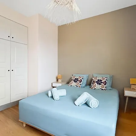Duplex En Plein Centre De *