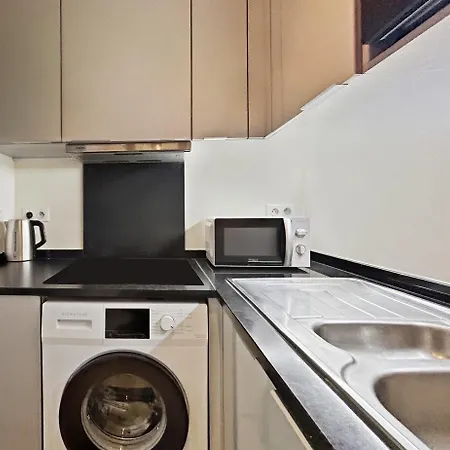 Duplex En Plein Centre De * Nimes